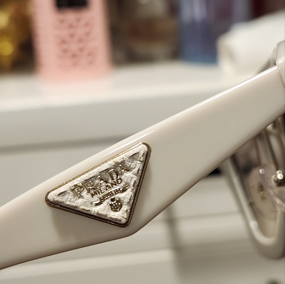 Prada Off White Color Sunglasses main image 8